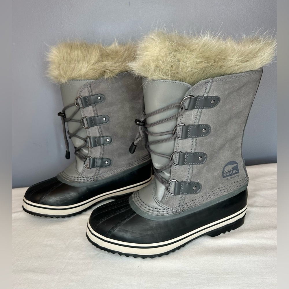 Sorel Joan Of Arctic Boots Womens Size 6 Gray Black Faux Fur Waterproof Snow
